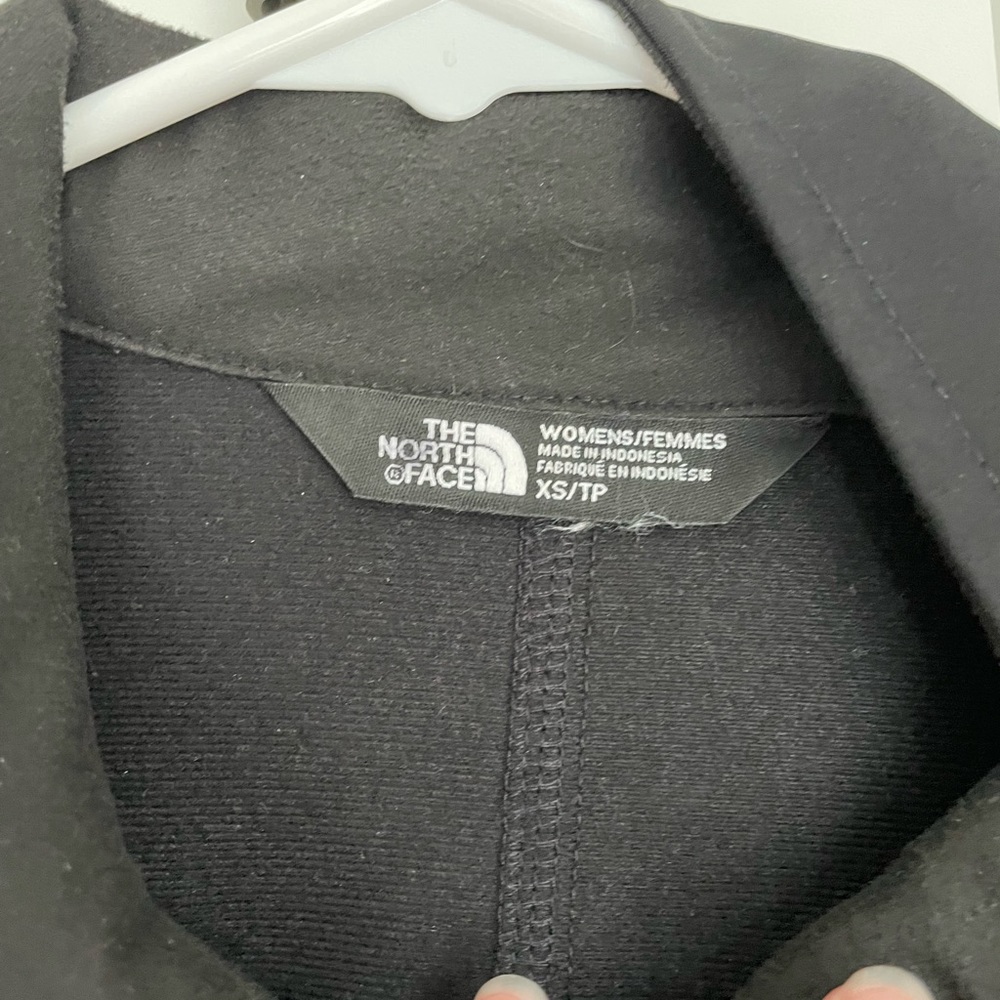 North Face Light Jacket - Picture 2 of 5